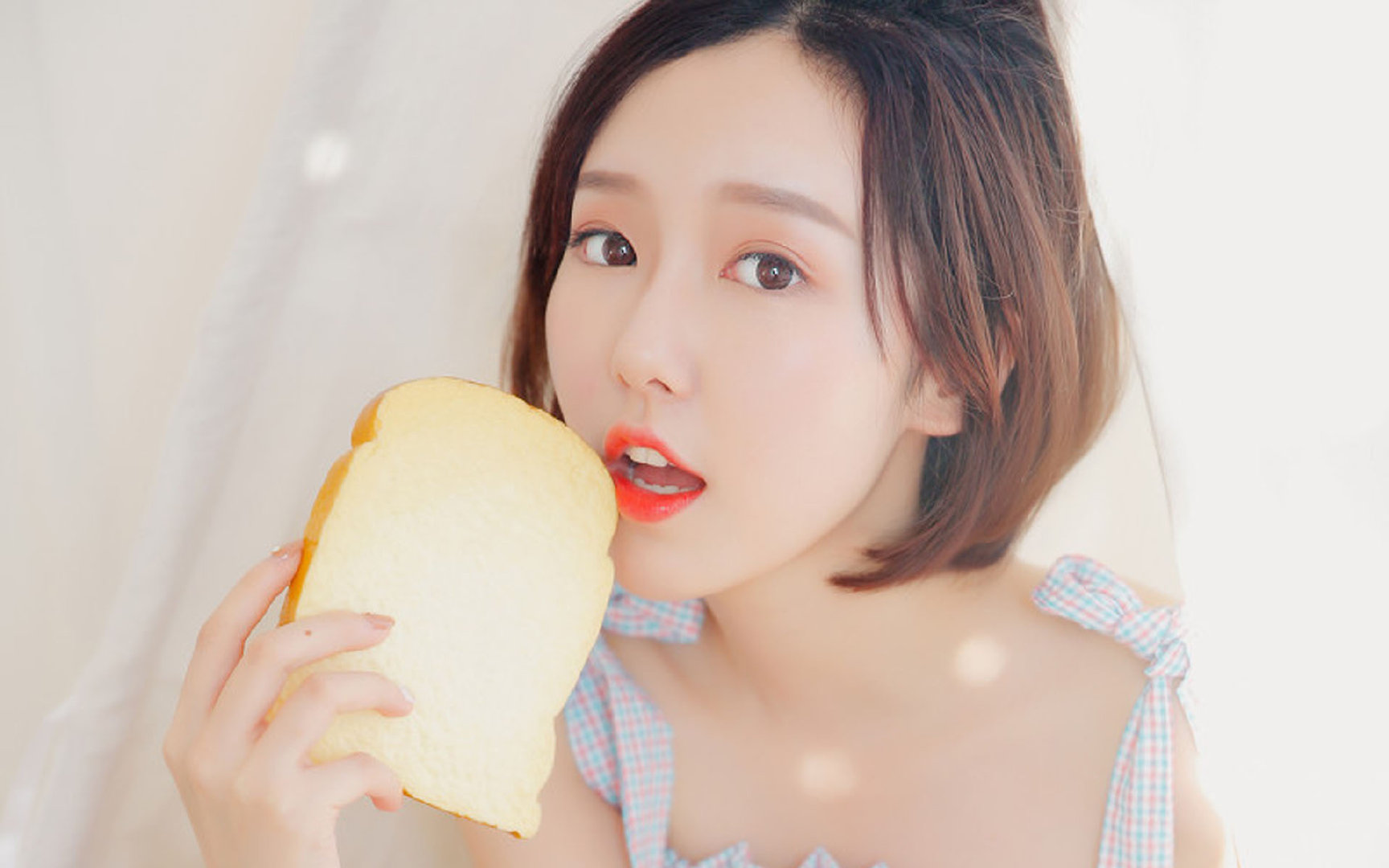 绿茵舞台，维尼修斯的大场面救赎与洪都拉斯的战术碾压