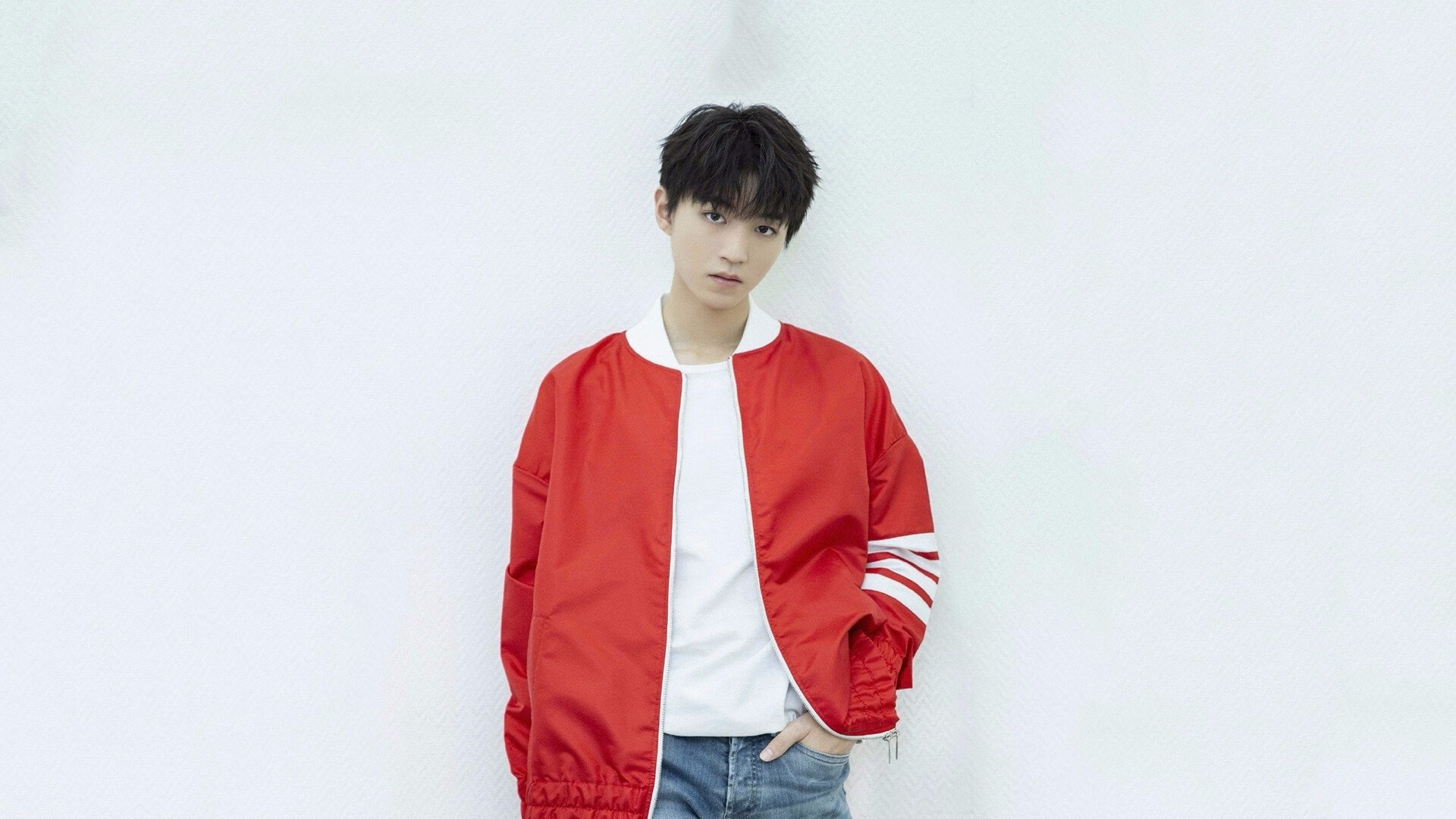 历史与未来在此交锋，库里0.6秒超远三分，折叠时空的绝杀